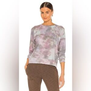 NWOT Beyond Yoga Tie Dye Favorite Raglan Crew Pullover